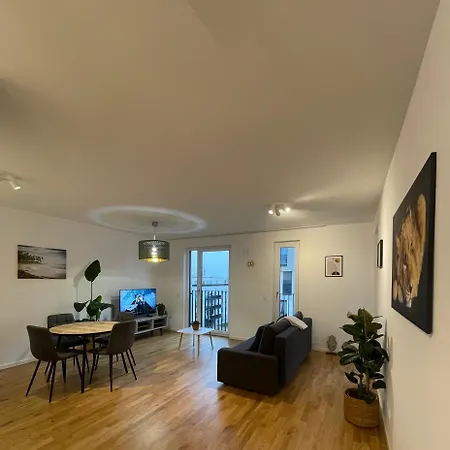 Gemuetliches Am Ber Flughafen