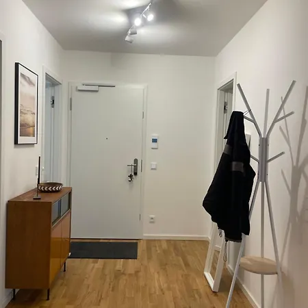 Gemuetliches Am Ber Flughafen Apartment