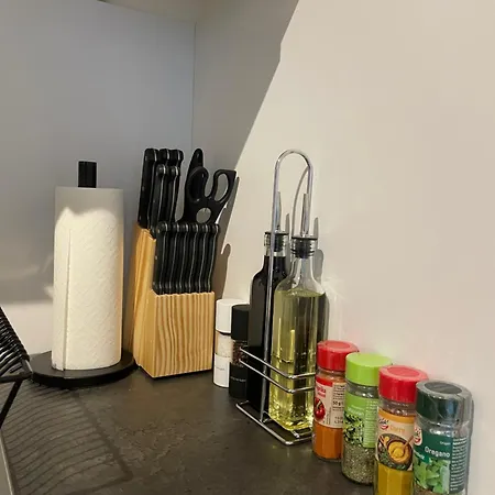 Gemuetliches Am Ber Flughafen Apartment *