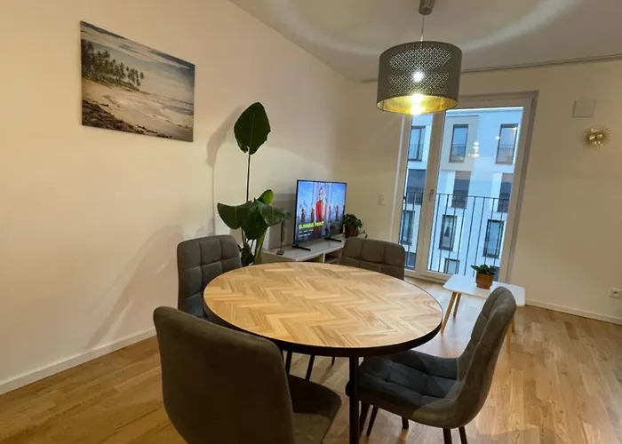 Gemuetliches Am Ber Flughafen * Schönefeld