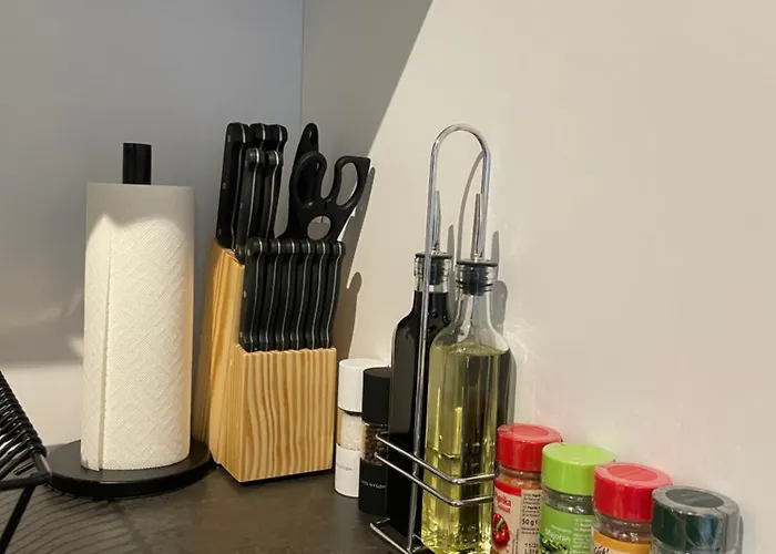 Gemuetliches Am Ber Flughafen Appartement *